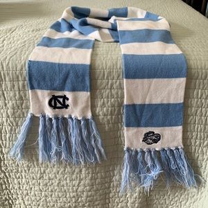 UNC scarf